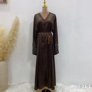 ملابس نسائية موديل رقم 31